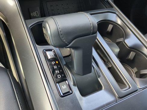 New 2025 Ford F150 Lariat w/ Equipment Group 502A High image 56