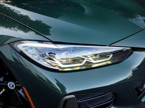 Used 2023 BMW M440i Coupe w/ Premium Package image 13