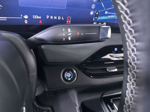 Used 2025 Buick Enclave Sport Touring w/ Power Package image 52