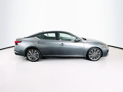 Used 2023 Nissan Altima 2.5 SL image 10