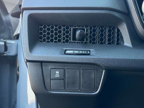 Certified 2025 Honda CR-V EX image 31