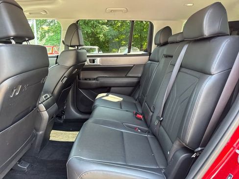 Used 2025 Hyundai Santa Fe XRT AWD/4WD image 11