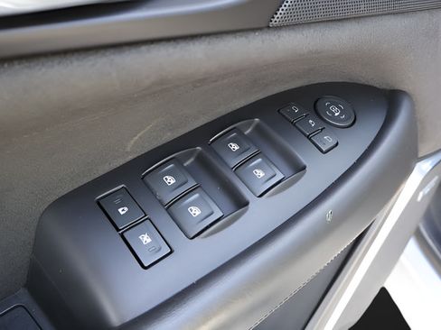Used 2020 Cadillac Escalade Platinum AWD/4WD image 13