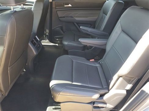 Used 2023 Volkswagen Atlas SE image 26