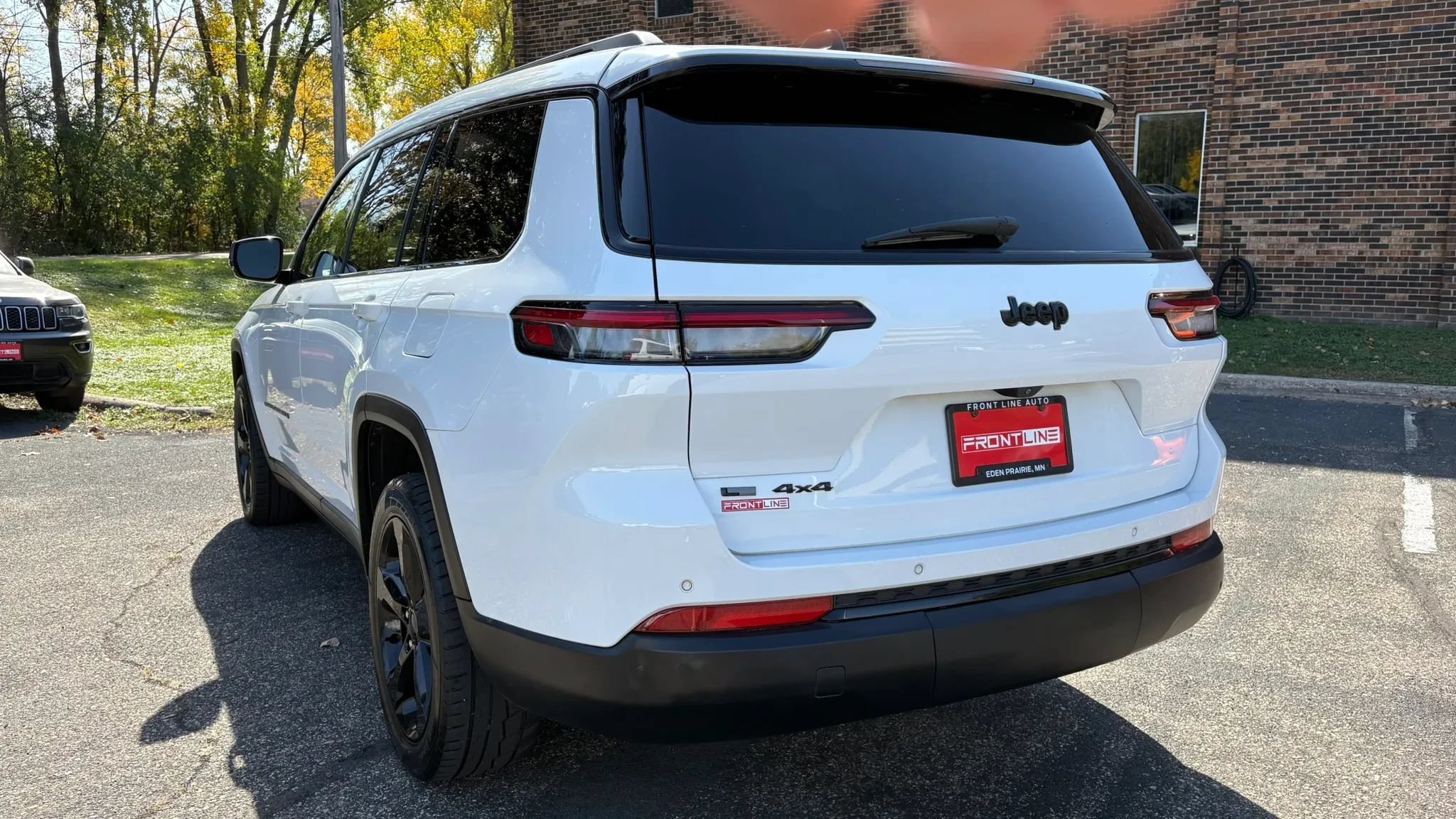 Used 2021 Jeep Grand Cherokee L Laredo AWD/4WD image 7