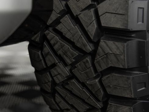 Used 2024 Lexus GX 550 w/ Accessory Package (2T) image 44