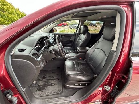 Used 2016 Chevrolet Traverse LT AWD/4WD image 13