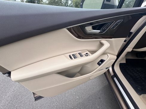 Used 2018 Audi Q7 3.0T Prestige image 27