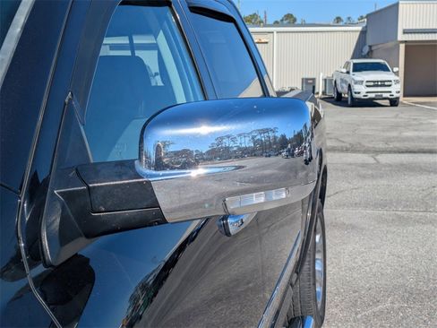 Used 2016 RAM 1500 Laramie w/ Convenience Group image 13