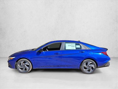 New 2025 Hyundai Elantra Sport image 5