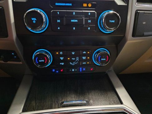 Used 2021 Ford F250 Lariat w/ Lariat Ultimate Package image 57