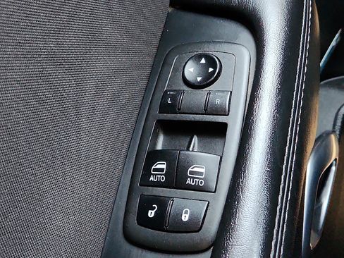 Used 2022 Dodge Challenger SXT w/ Blacktop Package image 17