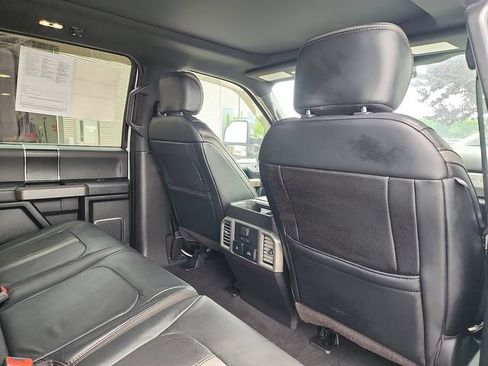 Certified 2019 Ford F250 Platinum w/ Platinum Ultimate Package AWD/4WD image 28