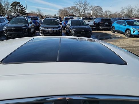 Used 2015 Buick LaCrosse Leather image 9