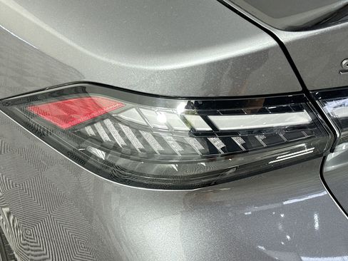 Used 2026 Nissan Sentra SR w/ Floor Mat Package FWD image 35