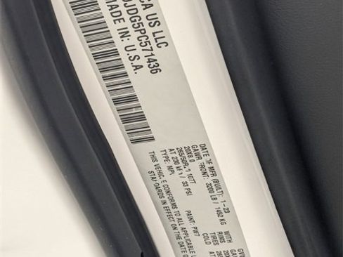 Used 2023 Dodge Durango GT image 39