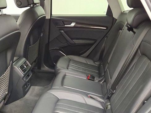 Used 2019 Audi Q5 2.0T Premium Plus w/ Premium Plus Package AWD/4WD image 22