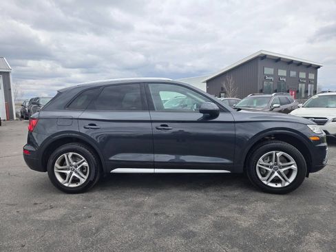 Used 2018 Audi Q5 2.0T Premium w/ Convenience Package AWD/4WD image 9