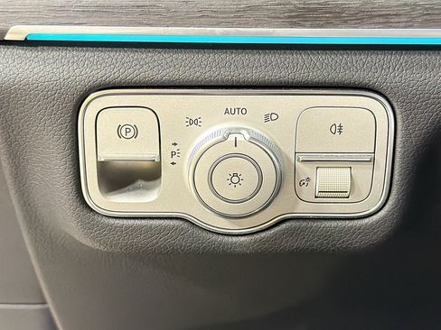 Used 2022 Mercedes-Benz GLE 350 4MATIC image 34
