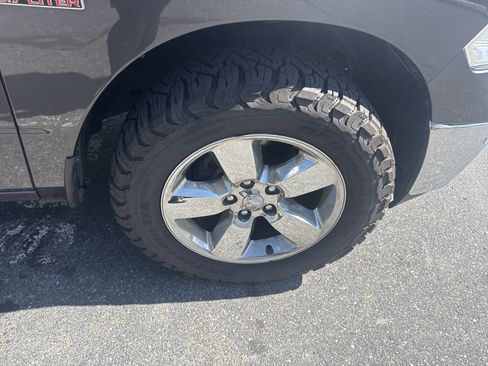 Used 2019 RAM 1500 Big Horn AWD/4WD image 13