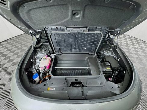 New 2025 Kia Niro Wind image 11