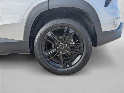Used 2025 Chevrolet Trax ACTIV w/ Driver Confidence Package FWD image 21