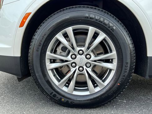 Used 2023 Cadillac XT5 Premium Luxury AWD/4WD image 6