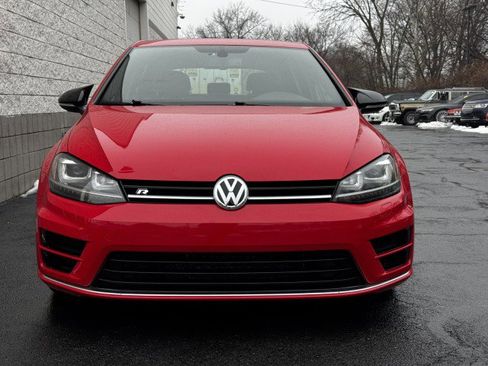 Used 2016 Volkswagen Golf R 4-Door image 4