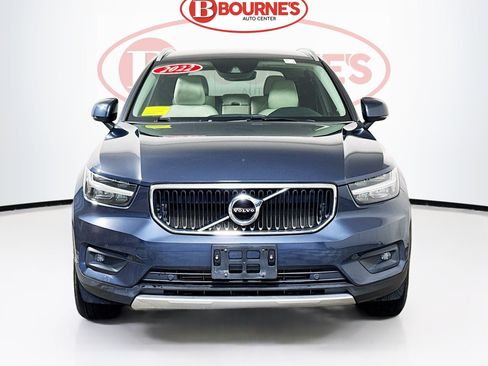 Used 2022 Volvo XC40 T5 Momentum AWD/4WD image 5