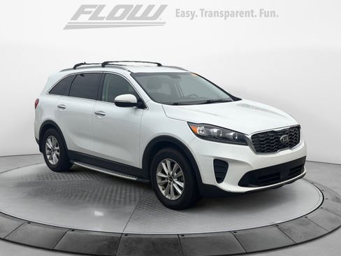 Used 2020 Kia Sorento LX w/ LX I4 Convenience Package FWD image 1