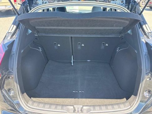 Used 2023 Nissan Kicks SR w/ SR Premium Package FWD image 26