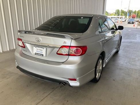 Used 2013 Toyota Corolla S FWD image 19
