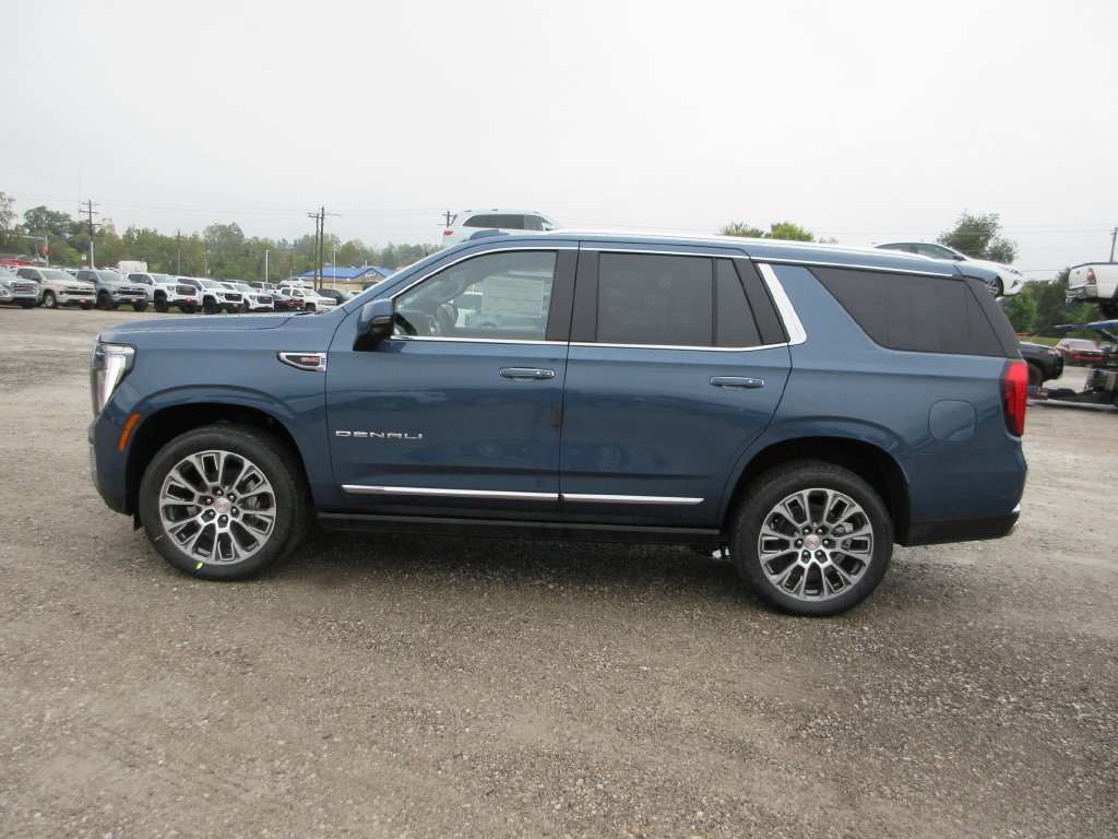 New 2027 GMC Yukon Denali w/ Sun & Power Step Package AWD/4WD image 6