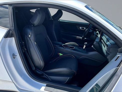 Used 2024 Ford Mustang Coupe RWD image 29