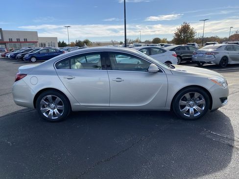 Used 2015 Buick Regal Premium w/ Experience Buick Package image 10