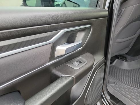 Used 2025 RAM 1500 Big Horn AWD/4WD image 16