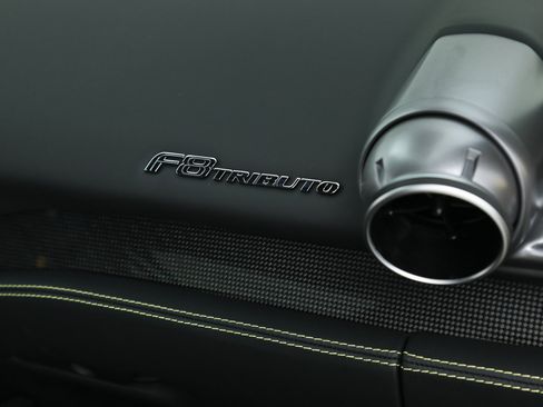 Certified 2022 Ferrari F8 Tributo RWD image 21