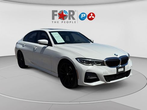 Used 2021 BMW 330i Sedan w/ M Sport Package RWD image 7