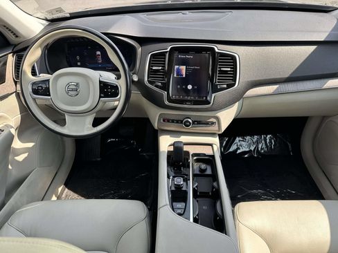 Used 2023 Volvo XC90 B6 Plus w/ Protection Package Premier AWD/4WD image 9