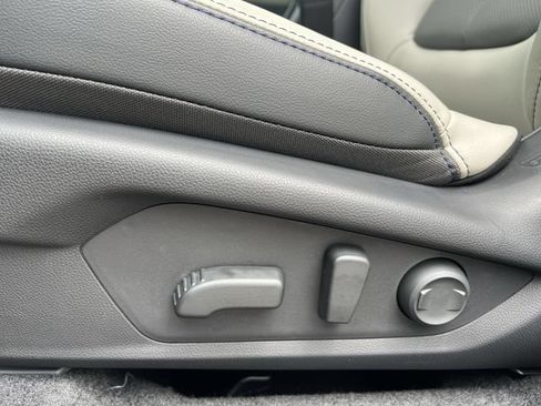 New 2026 Subaru Forester Limited AWD/4WD image 32
