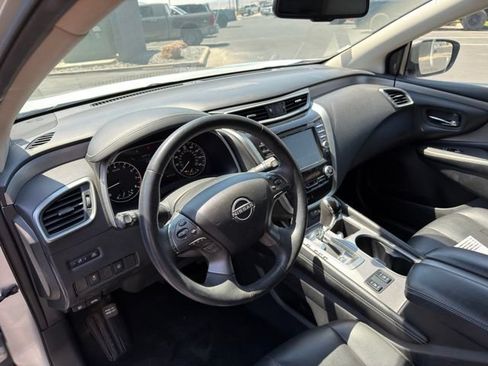 Used 2023 Nissan Murano SV AWD/4WD image 8