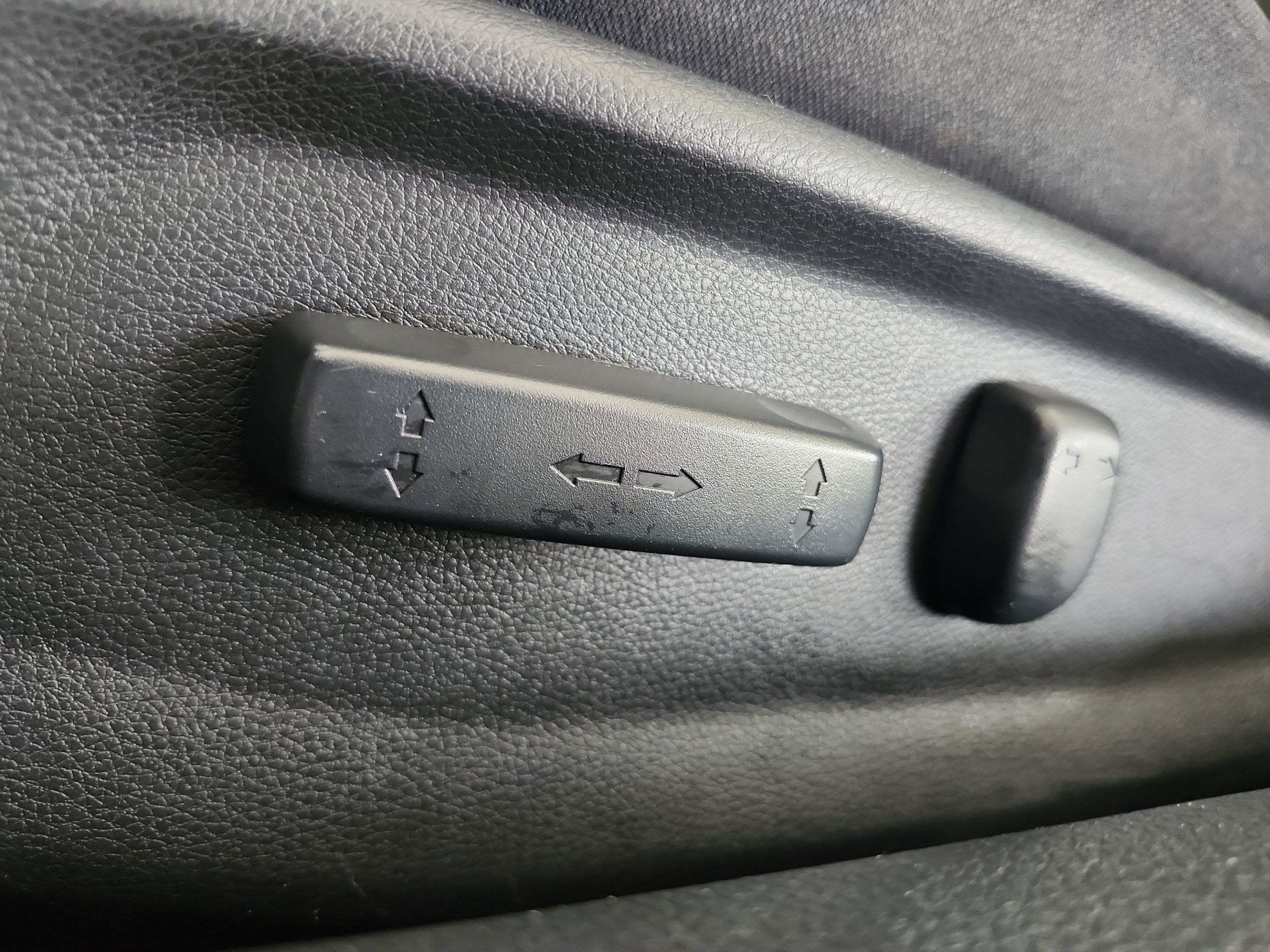 Used 2019 Honda Civic EX image 16