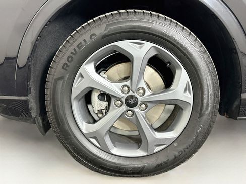 Used 2024 Ford Escape ST-Line w/ Tech Pack #1 AWD/4WD image 11