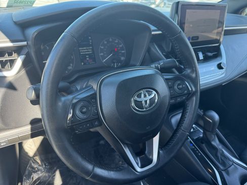 Used 2025 Toyota Corolla SE FWD image 22