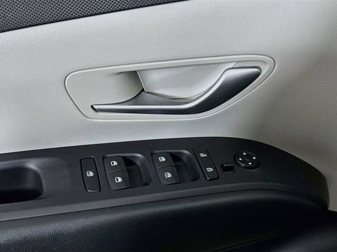 Certified 2024 Hyundai Tucson SEL AWD/4WD image 19