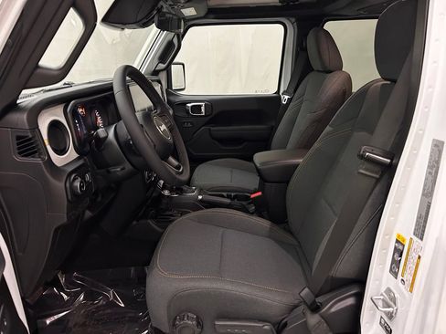 New 2026 Jeep Gladiator Sport AWD/4WD image 12
