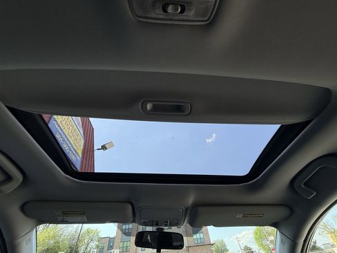 Used 2011 Honda CR-V EX-L image 22