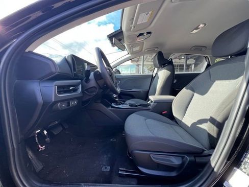 Certified 2025 Kia K4 LX image 13