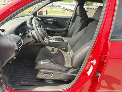 Certified 2025 Acura ADX A-Spec AWD/4WD image 16