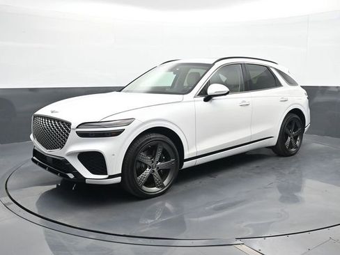 Used 2023 Genesis GV70 3.5T Sport w/ Sport Prestige Package AWD/4WD image 1